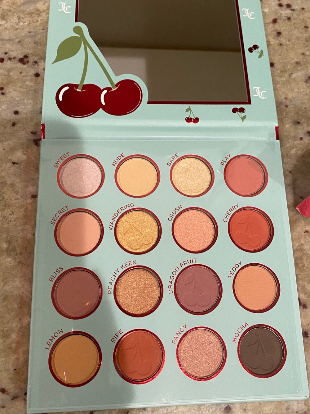 Juicy Couture Cherry Eyeshadow Palette - 16 shades NWT - Picture 3 of 3